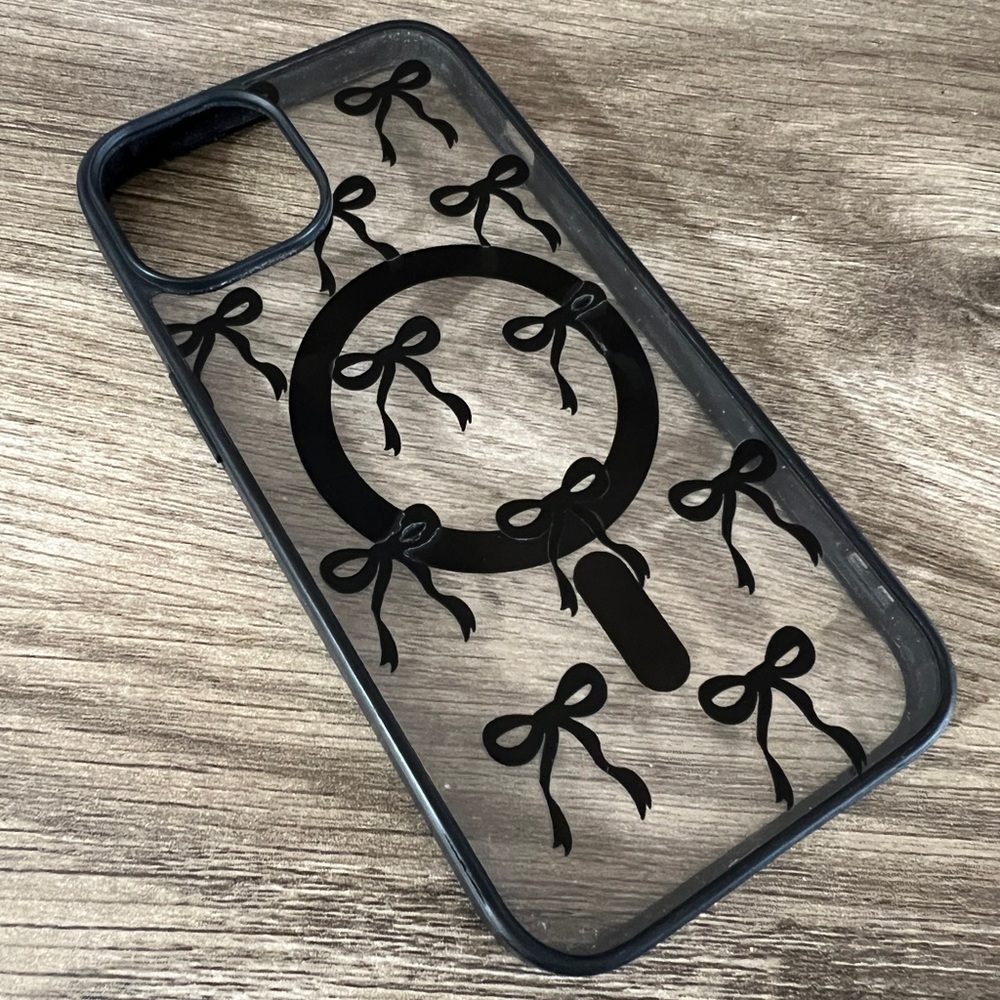 Black Bow Design iPhone 13 Case